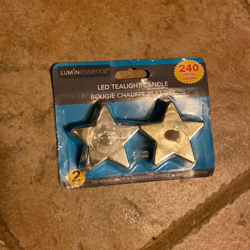 Lee tea light candle 240 total hours nwt